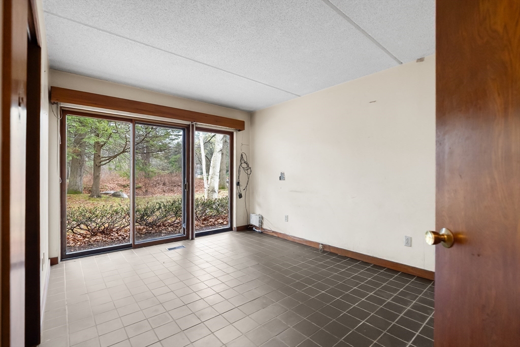 20 Berry Circle Hamilton, MA 01982 - Photo 21 of 35