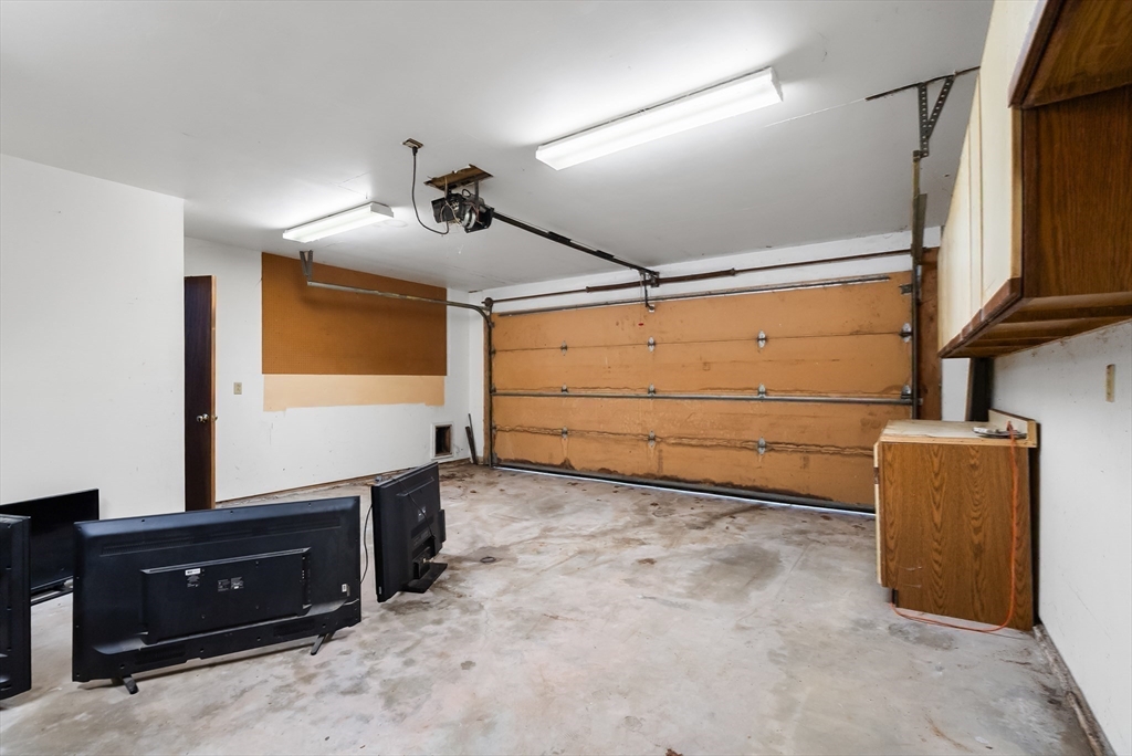 20 Berry Circle Hamilton, MA 01982 - Photo 24 of 35