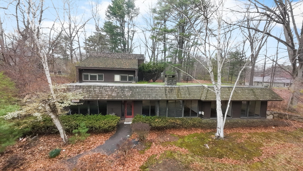 20 Berry Circle Hamilton, MA 01982 - Photo 31 of 35
