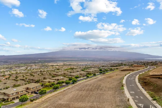 $699,000 | 645 Kauna Lipo Drive, Wailuku, HI 96793