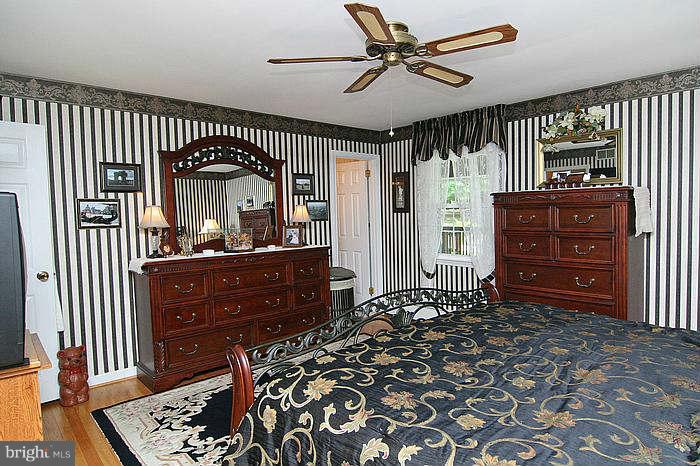 604 Blankner Road Sykesville, MD 21784 - Photo 15 of 28 Bedroom (Master)