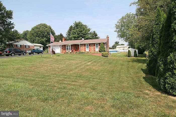 604 Blankner Road Sykesville, MD 21784 - Photo 3 of 28 Exterior (Front)