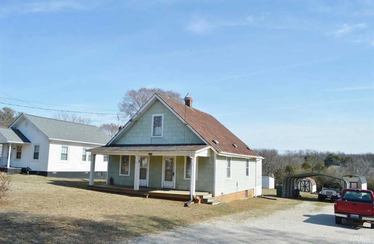 1432 Church Street Appomattox, VA 24522 - Photo 2 of 24