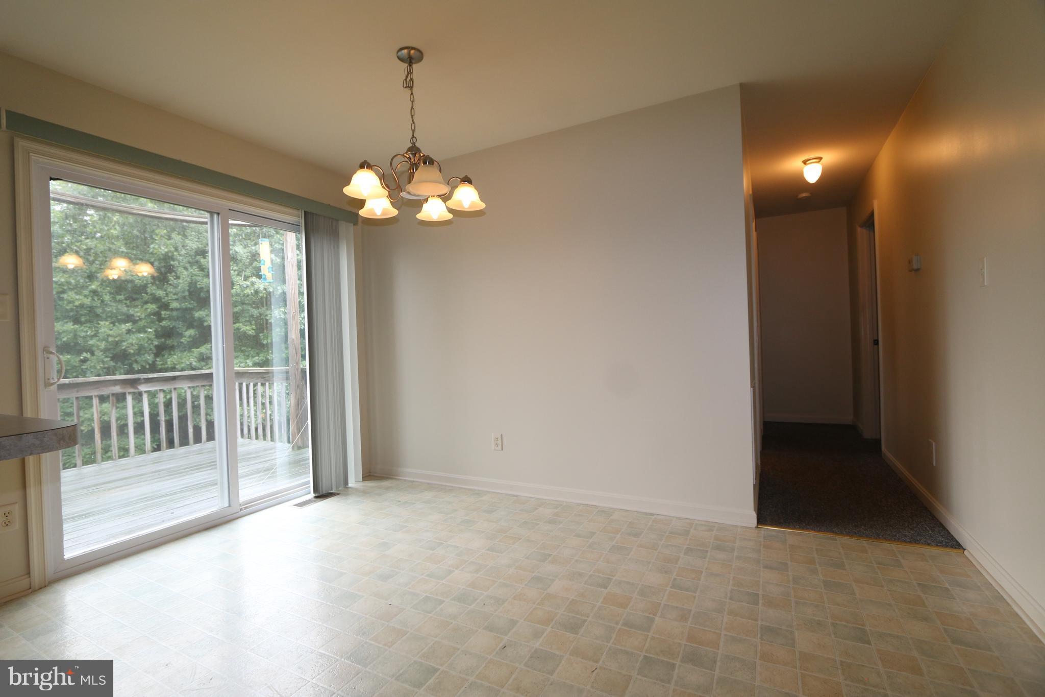 13719 Orchard Ridge Road Hancock, MD 21750 - Photo 5 of 23 Dining Room