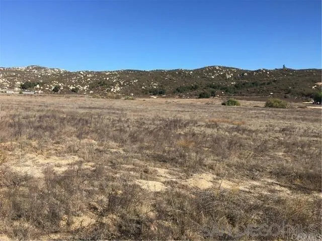 44715 East Benton Road Hemet, CA 92544 - Photo 1 of 4