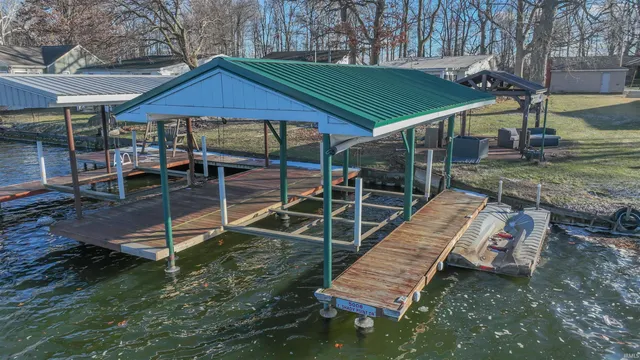 $450,000 | 5008 East Shady Point Drive, Monticello, IN 47960