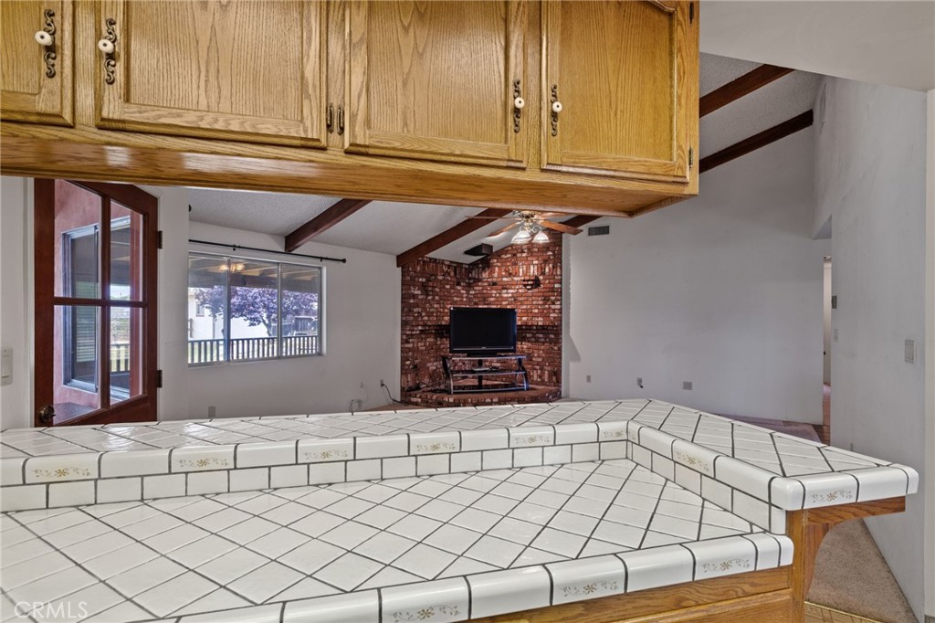 2065 Jenkins Road Bakersfield, CA 93314 - Photo 18 of 59
