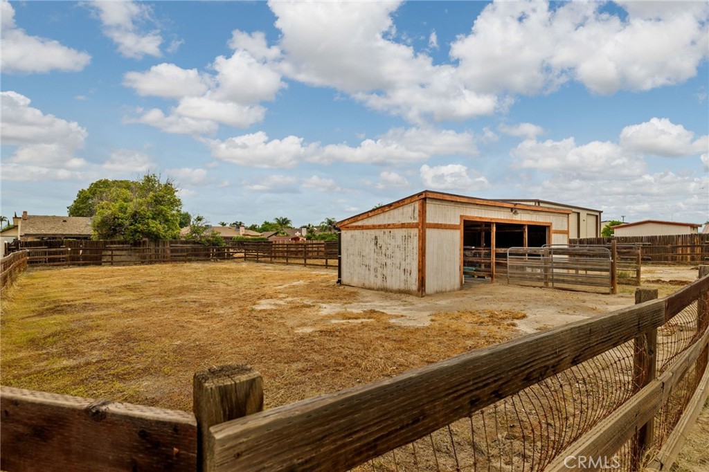 2065 Jenkins Road Bakersfield, CA 93314 - Photo 53 of 59