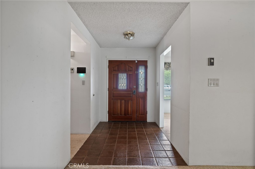 2065 Jenkins Road Bakersfield, CA 93314 - Photo 6 of 59