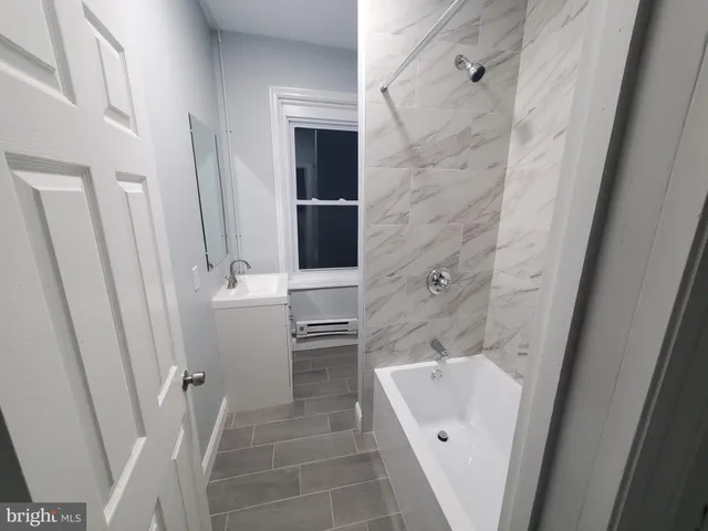 $1,300 | 674-684 # 2 Stuyvesant, Trenton, NJ 08618