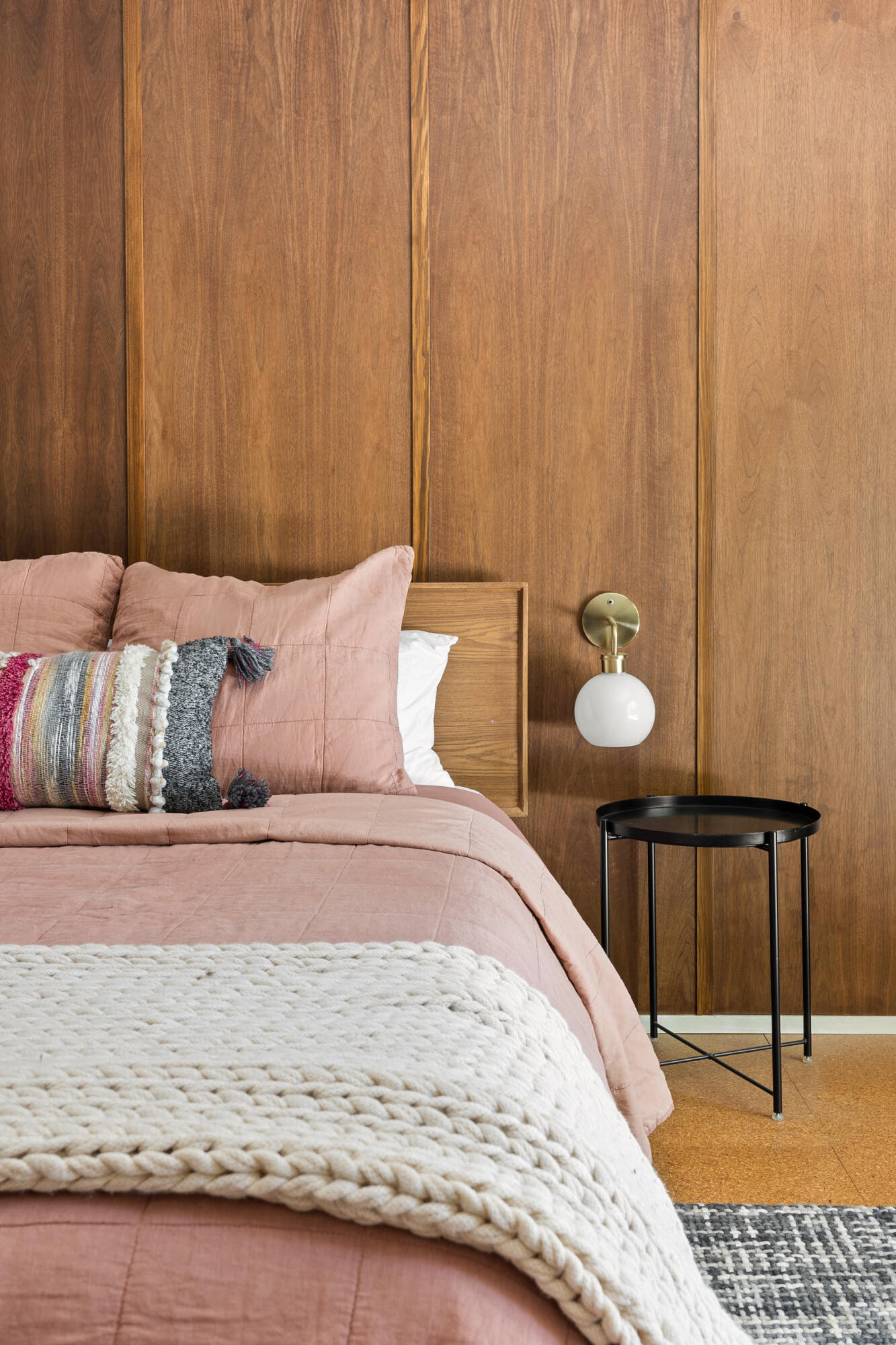 74110 Covered Wagon Trail Palm Desert, CA 92260 - Photo 32 of 44 a bedroom with a bed and painting on the wall