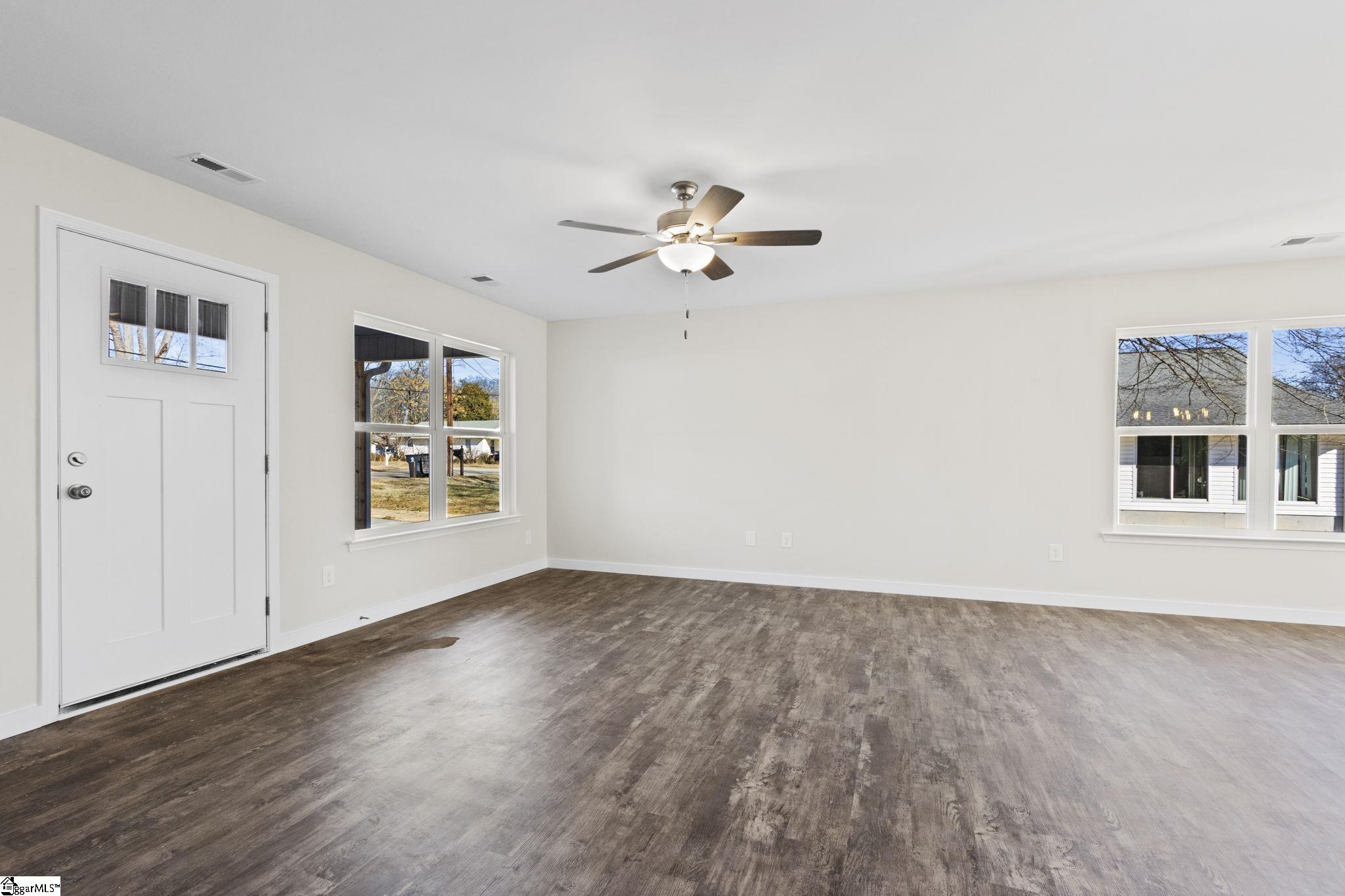 4 Leonard Street Inman, SC 29349 - Photo 6 of 26