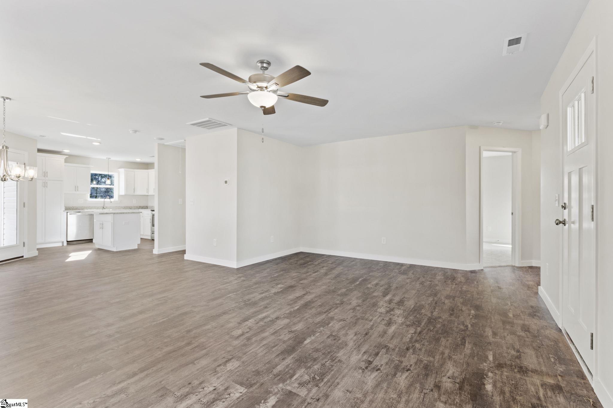 4 Leonard Street Inman, SC 29349 - Photo 7 of 26