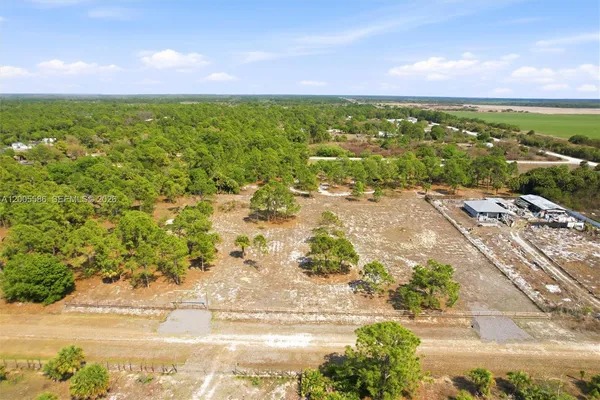 $190,000 | 865 South Willow Street, Clewiston, FL 33440