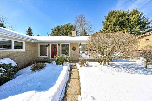 $349,900 | 120 Everest Drive, Irwin, PA 15642