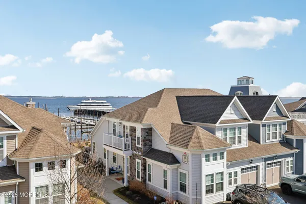 $5,900 | 13 Halfmoon Court, Unit 1106, Highlands, NJ 07732