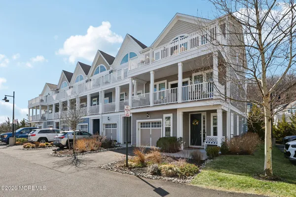 $5,900 | 13 Halfmoon Court, Unit 1106, Highlands, NJ 07732