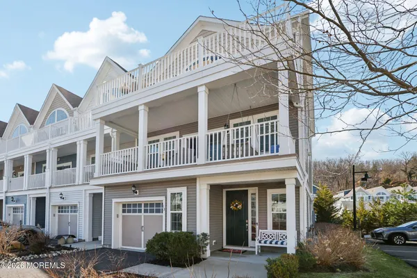 $5,900 | 13 Halfmoon Court, Unit 1106, Highlands, NJ 07732