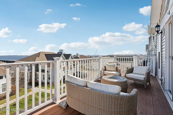 $5,900 | 13 Halfmoon Court, Unit 1106, Highlands, NJ 07732