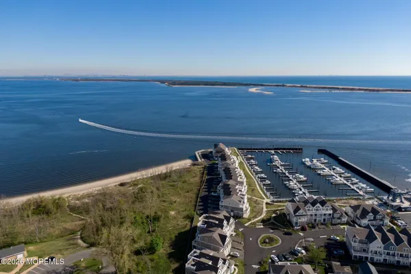 $5,900 | 13 Halfmoon Court, Unit 1106, Highlands, NJ 07732