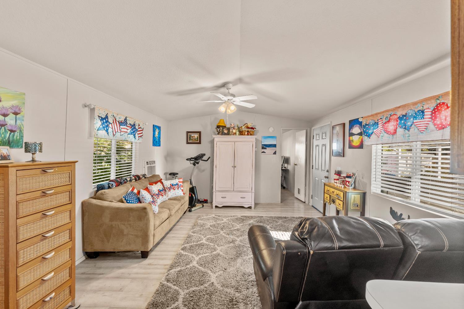 135 Ponderosa Way, Unit 2 Colfax, CA 95713 - Photo 11 of 33 a living room with furniture and a couch