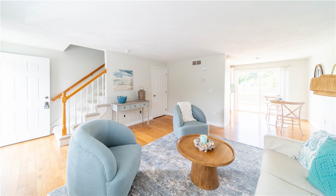 5804 Post Road, Unit 4 Warwick, RI 02818 - Photo 2 of 28