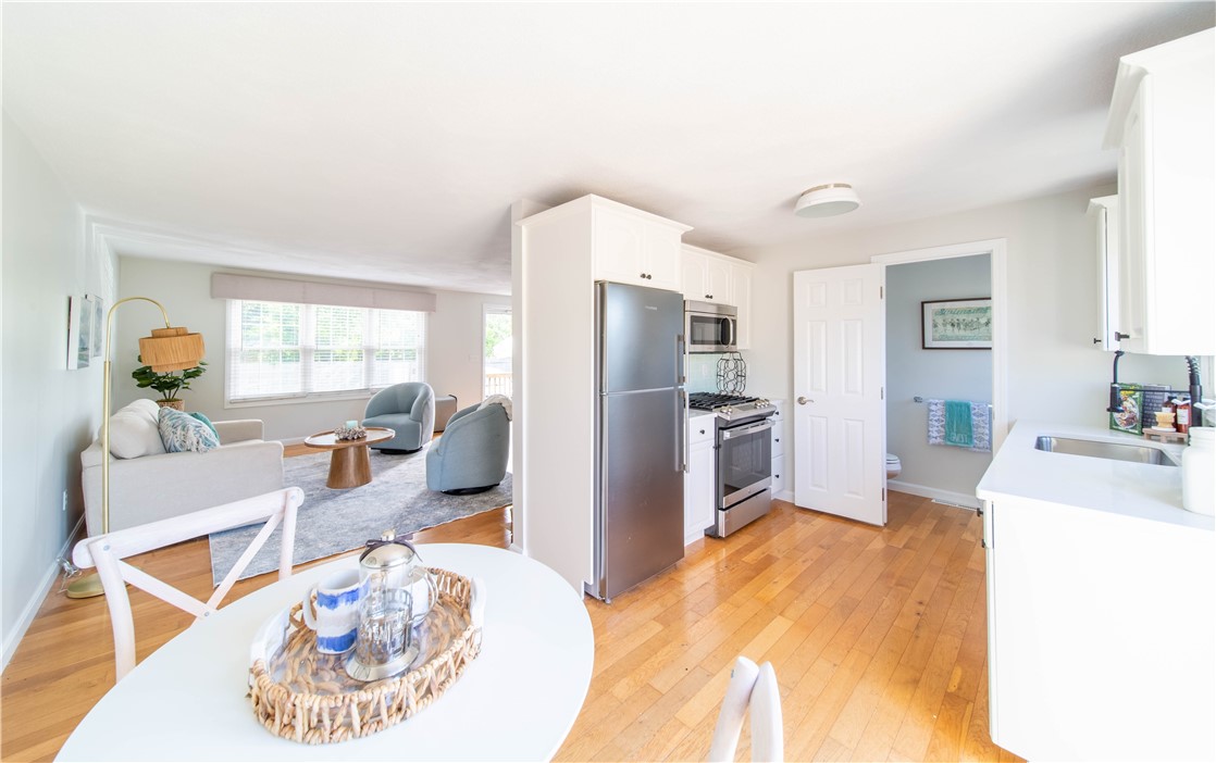 5804 Post Road, Unit 4 Warwick, RI 02818 - Photo 3 of 28