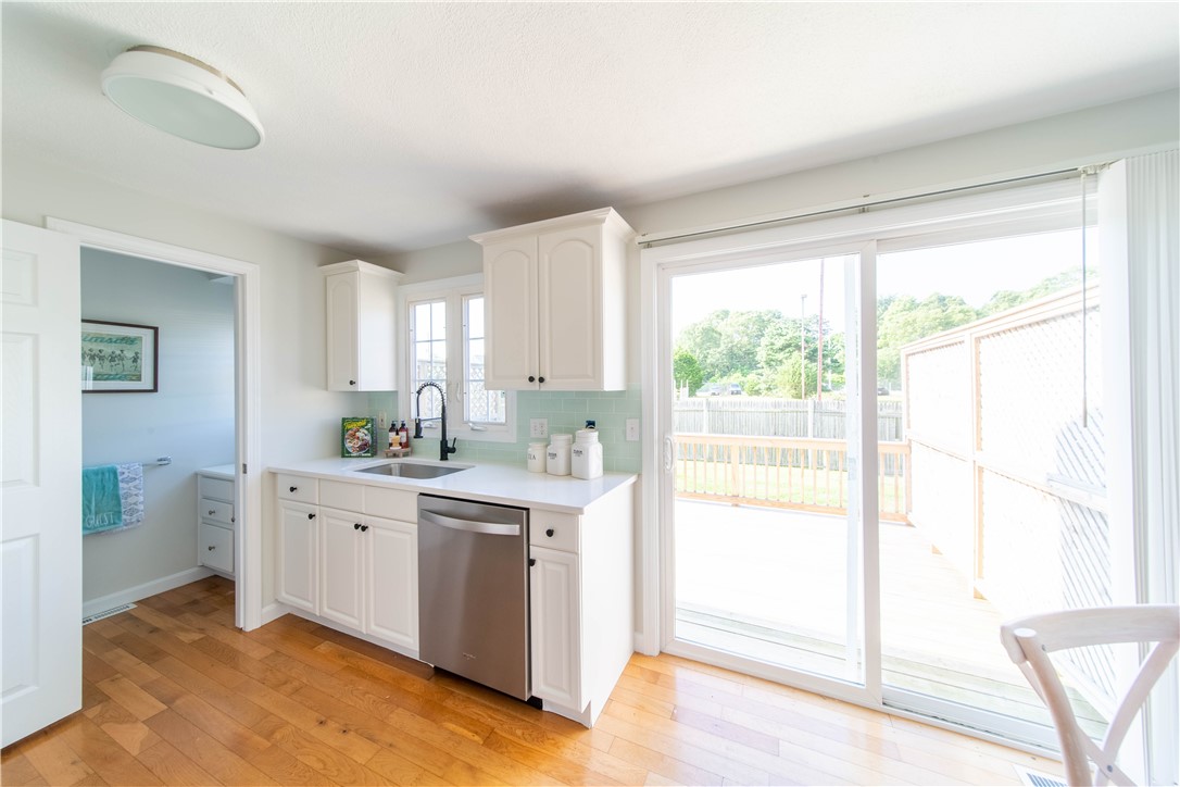 5804 Post Road, Unit 4 Warwick, RI 02818 - Photo 10 of 28