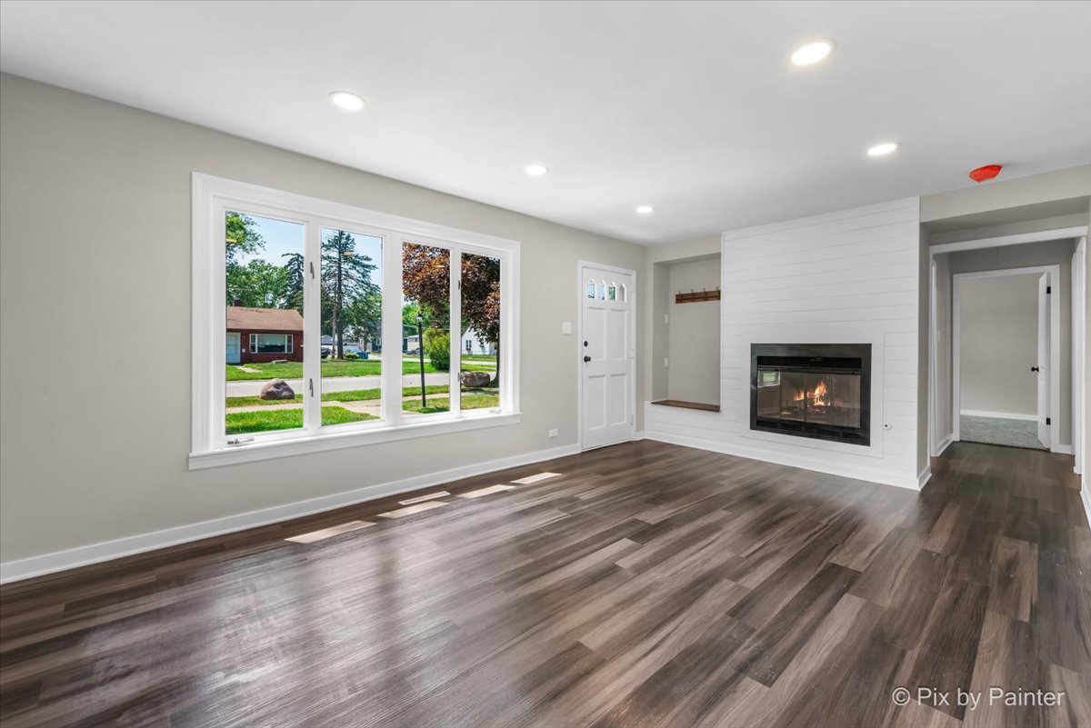 14903 Terrace Lane Midlothian, IL 60445 - Photo 3 of 32