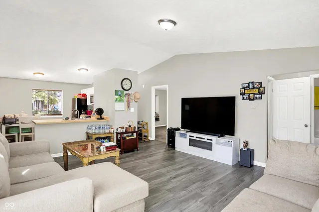 $205,000 | 2813 Grassy Creek Drive, Indianapolis, IN 46229