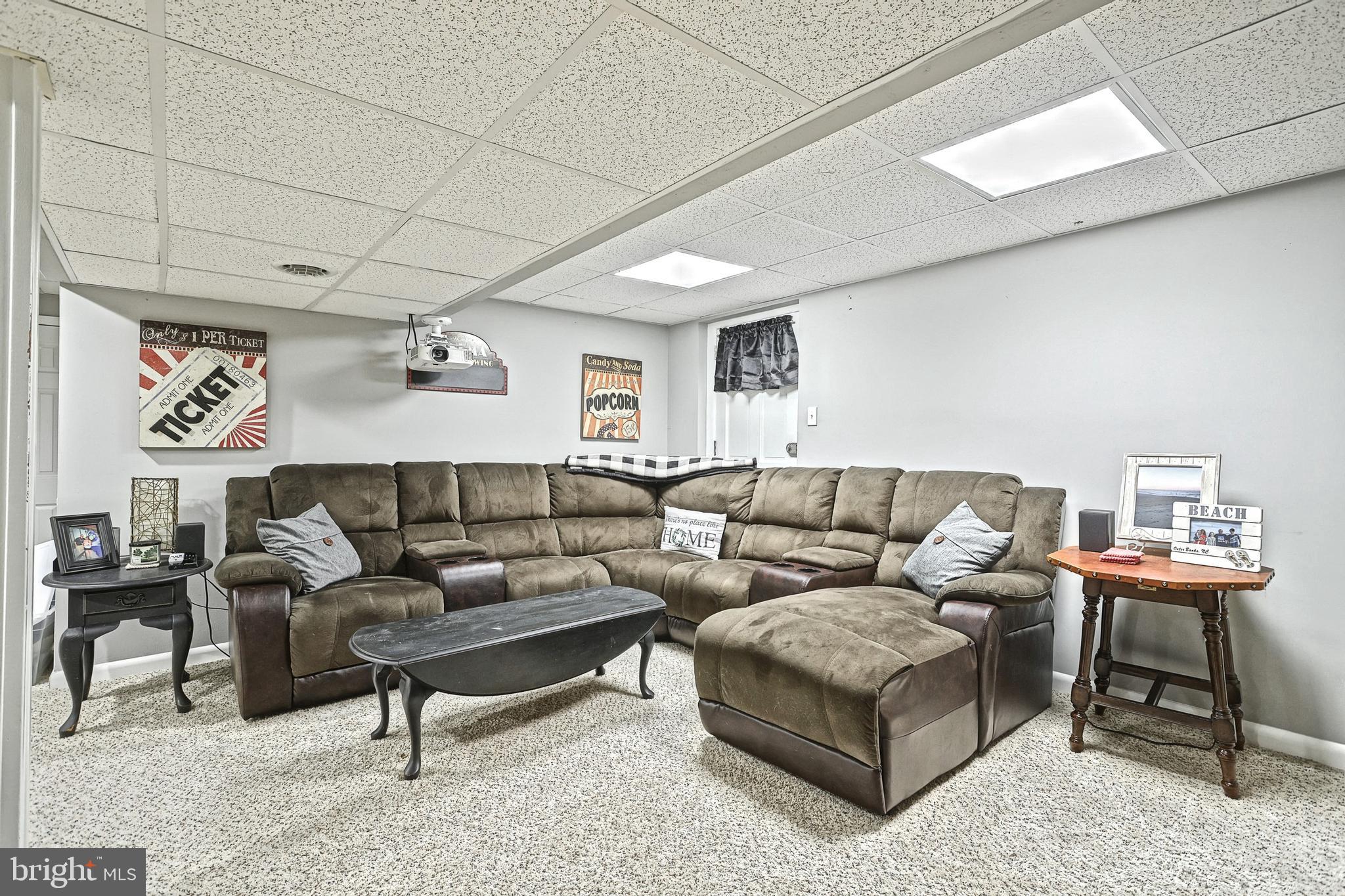 1296 Greenbriar Road York, PA 17404 - Photo 38 of 54 Gallery Image 38