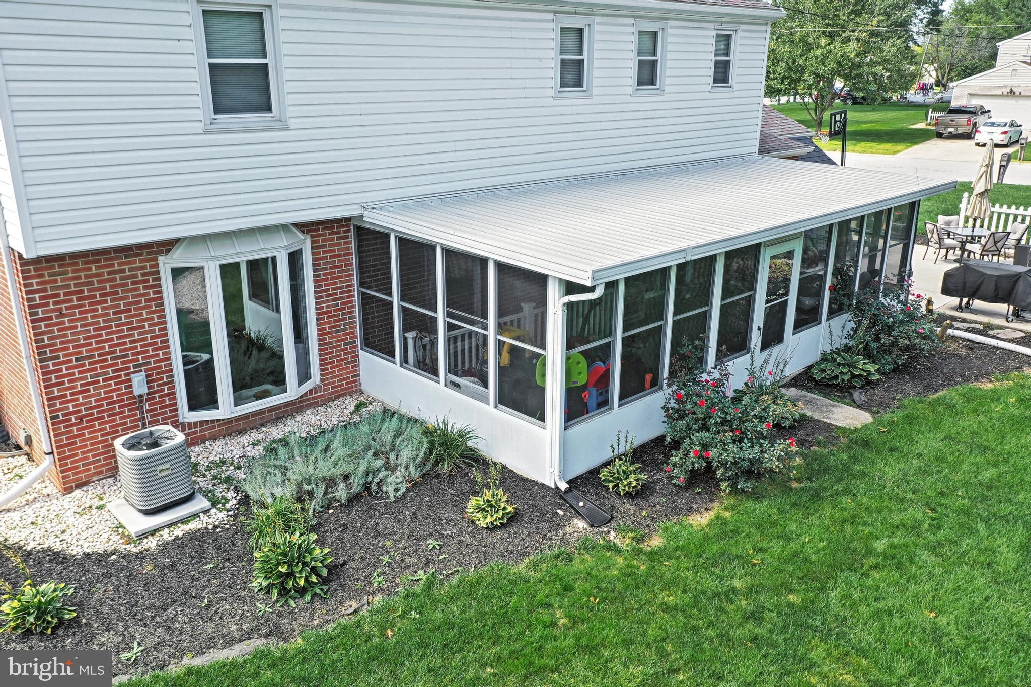 1296 Greenbriar Road York, PA 17404 - Photo 9 of 54 Gallery Image 9