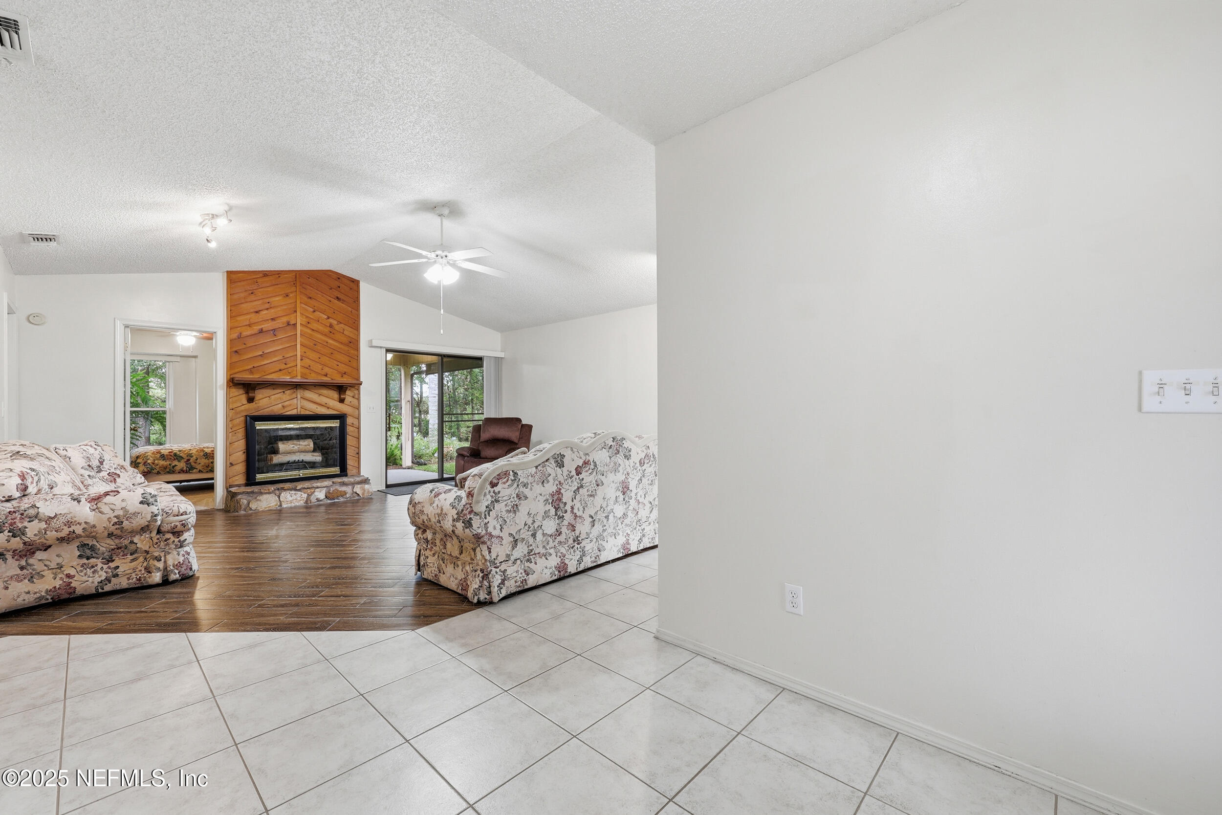 1828 Killarn Circle Middleburg, FL 32068 - Photo 11 of 28 a view of livingroom with furniture