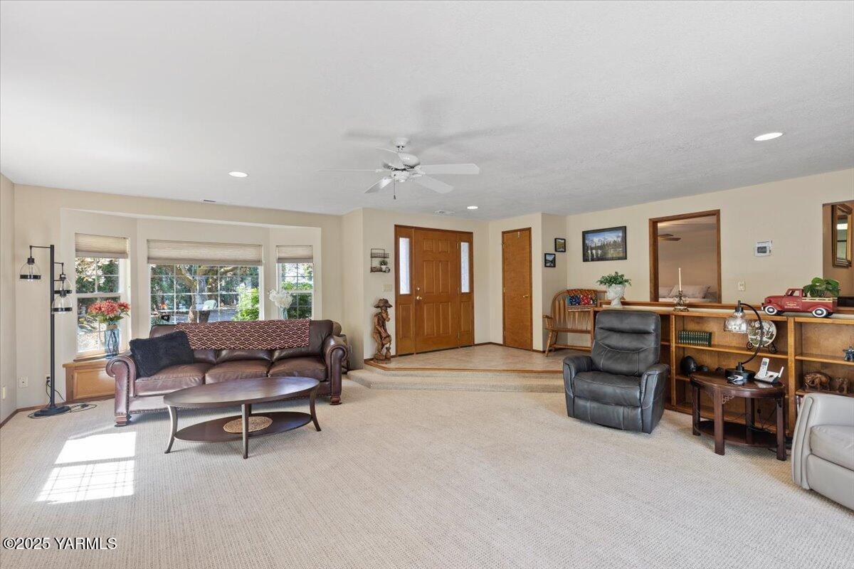 10401 1739 Pr Road North Grandview, WA 98930 - Photo 41 of 67 53-10401 1739th-012