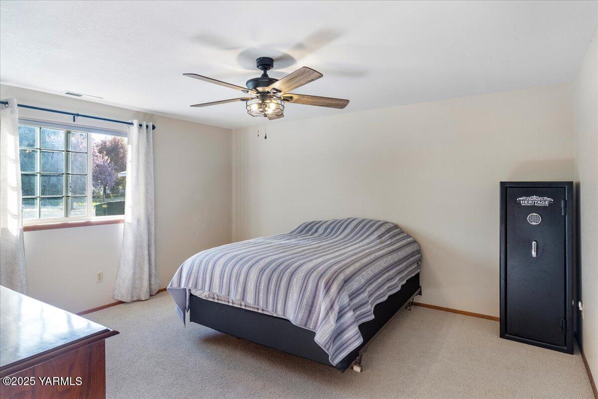 10401 1739 Pr Road North Grandview, WA 98930 - Photo 56 of 67 37-10401 1739th Reshoot-069