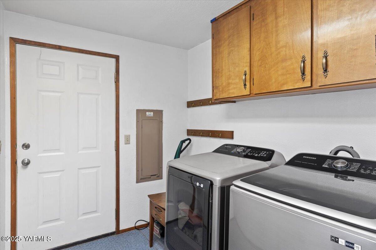 10401 1739 Pr Road North Grandview, WA 98930 - Photo 7 of 67 56-10401 1739th-021