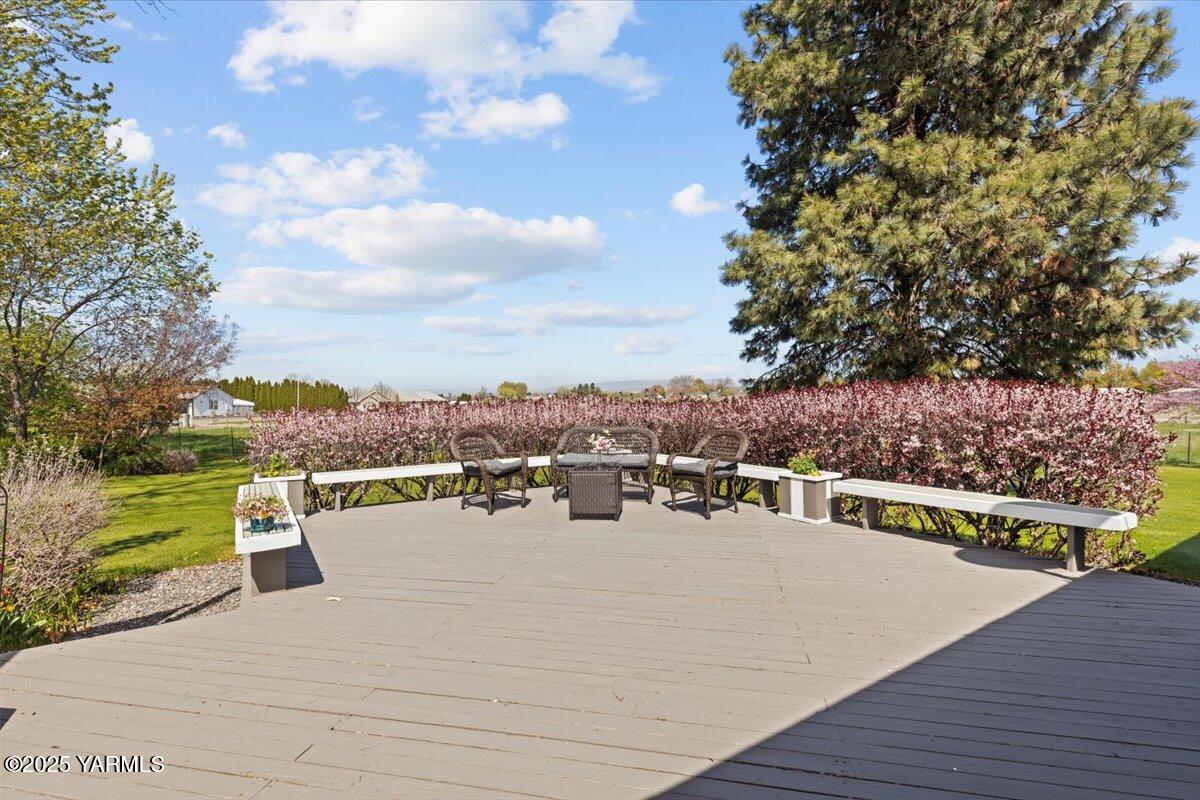 10401 1739 Pr Road North Grandview, WA 98930 - Photo 8 of 67 72-10401 1739th-069