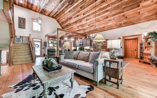 $998,500 | 366 Shepherds Lane, Morganton, GA 30560