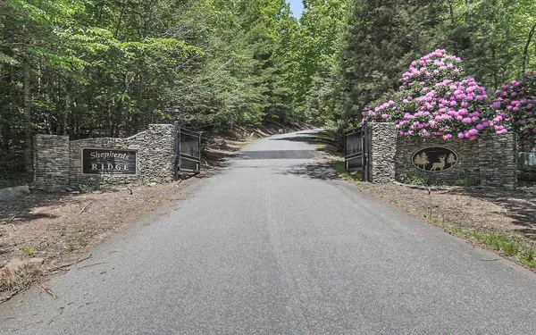 $998,500 | 366 Shepherds Lane, Morganton, GA 30560