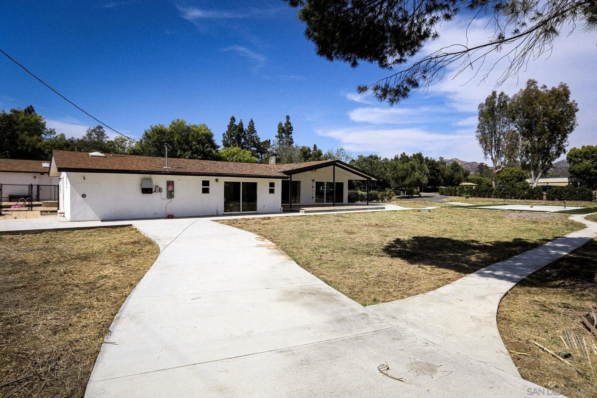 16716 Martincoit Road Poway, CA 92064 - Photo 2 of 48