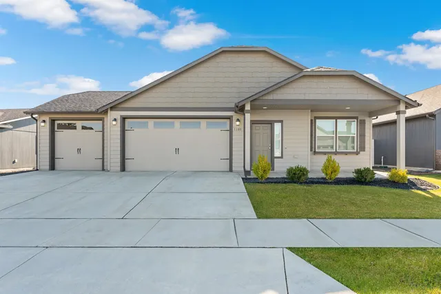 $484,800 | 1101 South Pillar Rock Drive, Spokane, WA 99224