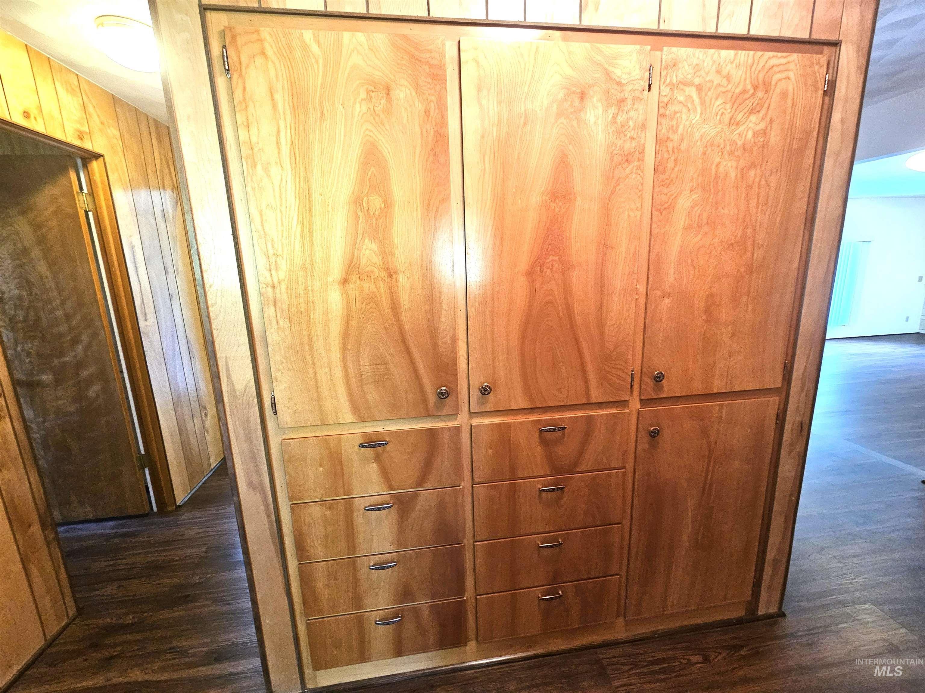 29865 Mission Creek Road Culdesac, ID 83524 - Photo 20 of 43 Built-in cabinetry featuring multiple storage compartments and drawers