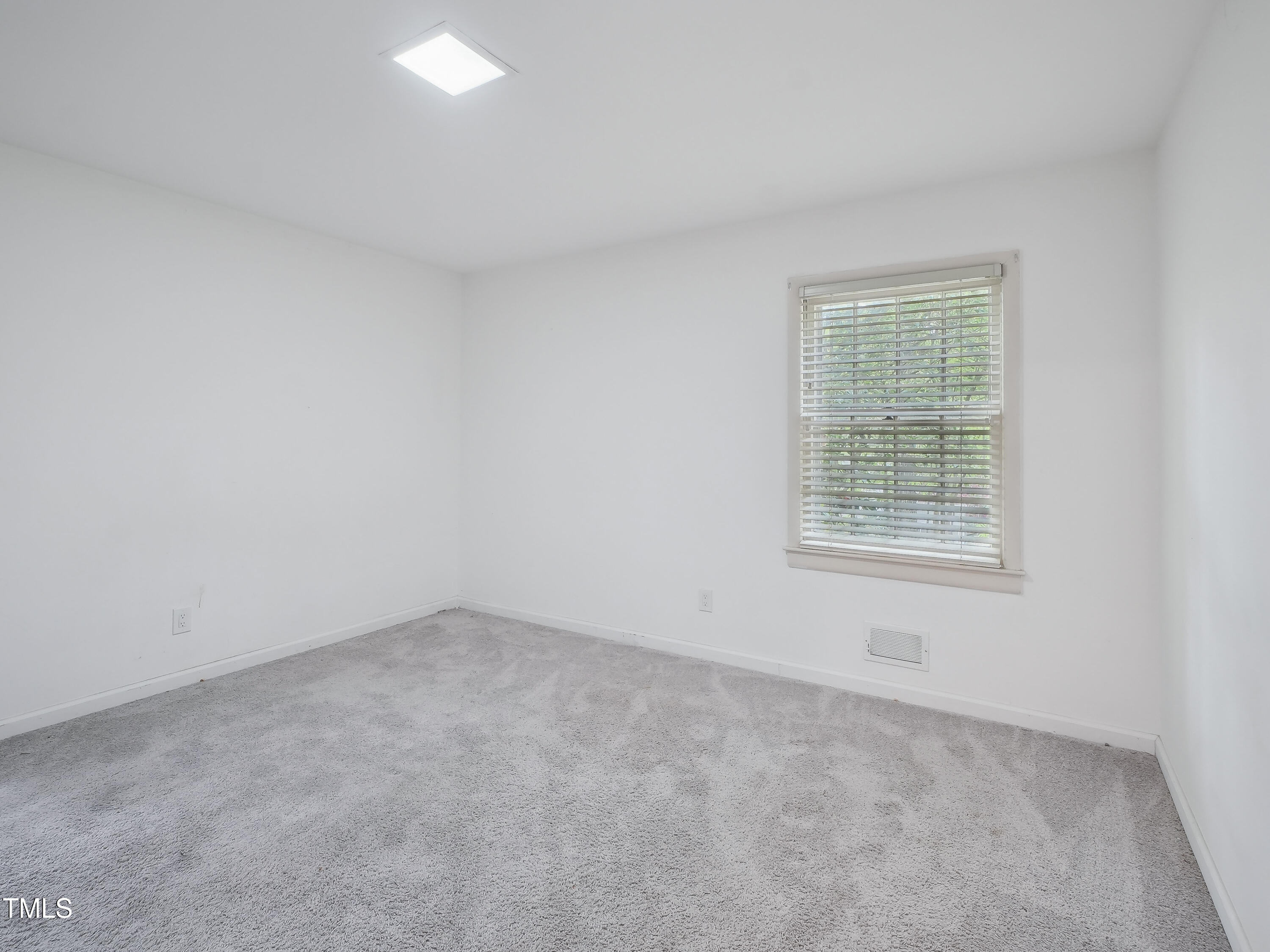 3806 Sue Lane Raleigh, NC 27604 - Photo 16 of 21 22-print-Sue Ln-1604-022