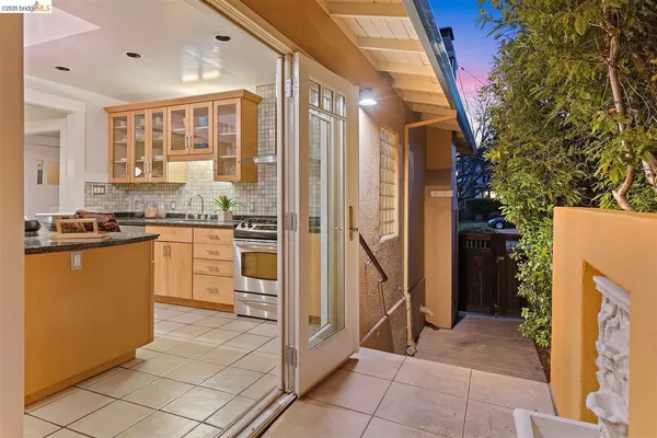 $1,095,000 | 1950 Hopkins Street, Berkeley, CA 94707