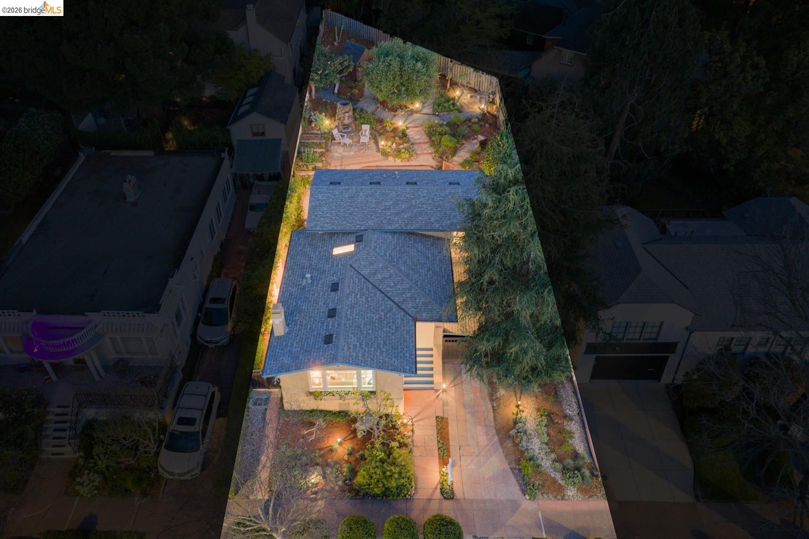 1950 Hopkins Street Berkeley, CA 94707 - Photo 48 of 57 swimming pool view with sitting space