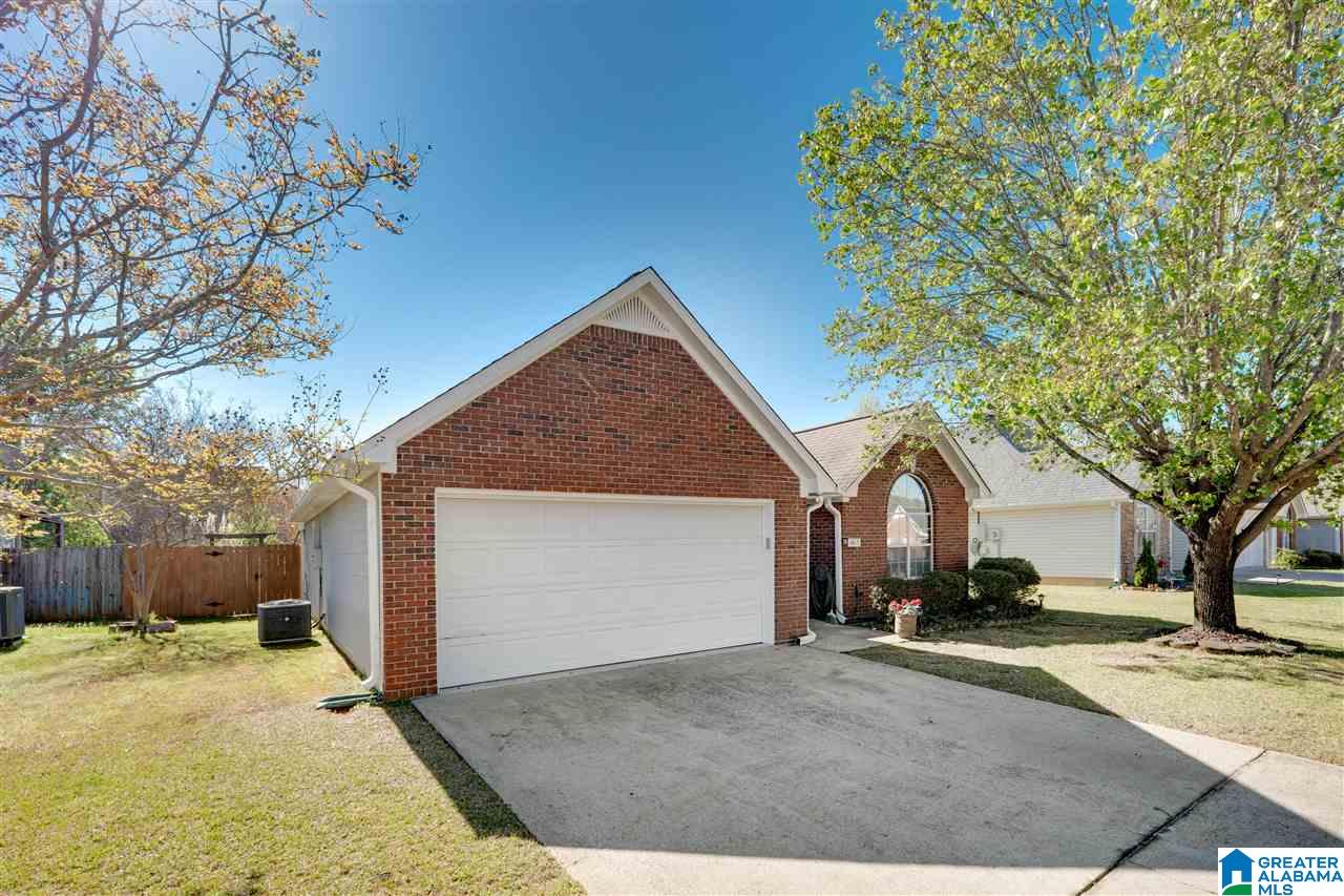 8017 Rockhampton Circle Helena, AL 35080 - Photo 2 of 24
