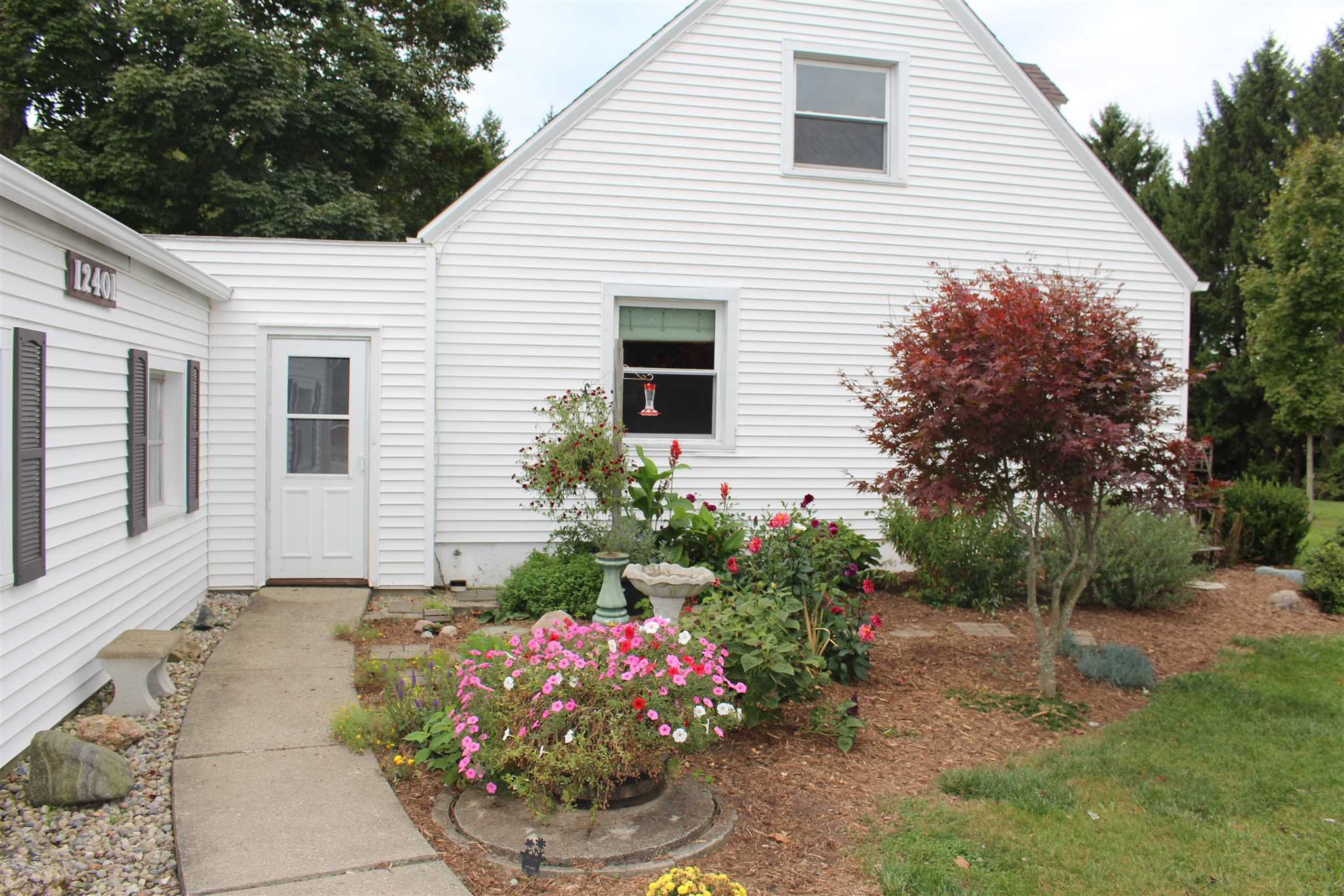 12401 Fisher Road Fort Wayne, IN 46818 - Photo 3 of 35