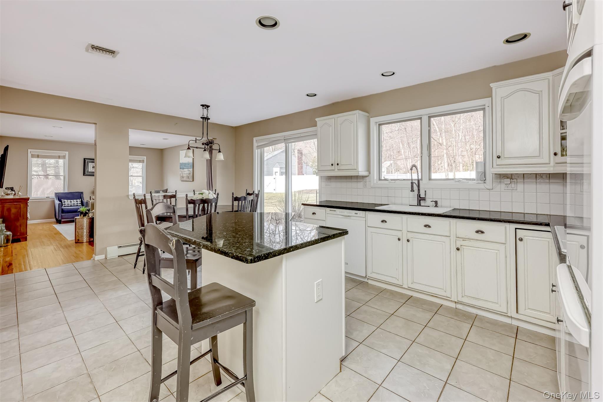 11 Mills Road Suffern, NY 10901 - Photo 7 of 24
