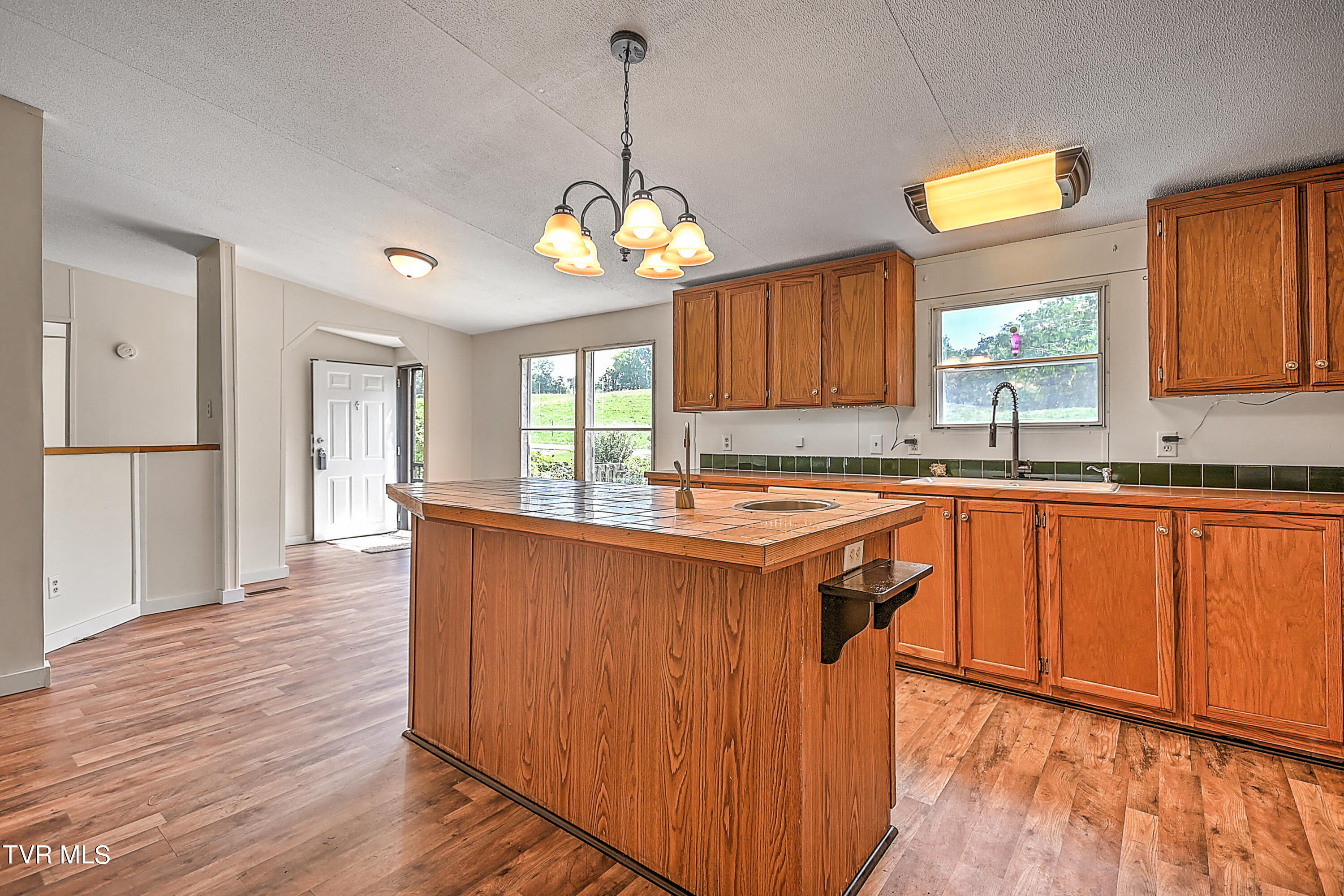 4045 Afton Road Afton, TN 37616 - Photo 11 of 36 11