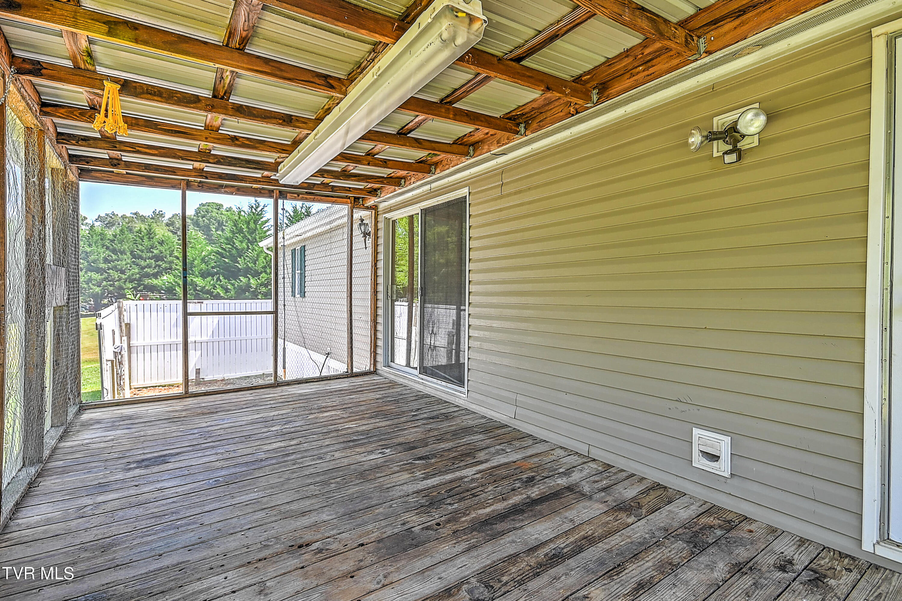 4045 Afton Road Afton, TN 37616 - Photo 28 of 36 28